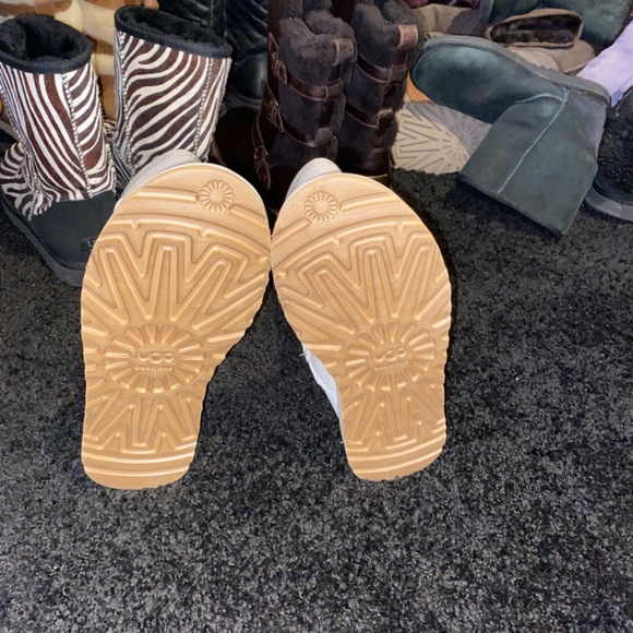 Brand New Tall Light Blue Uggs Size 9 - Picture 5 of 7